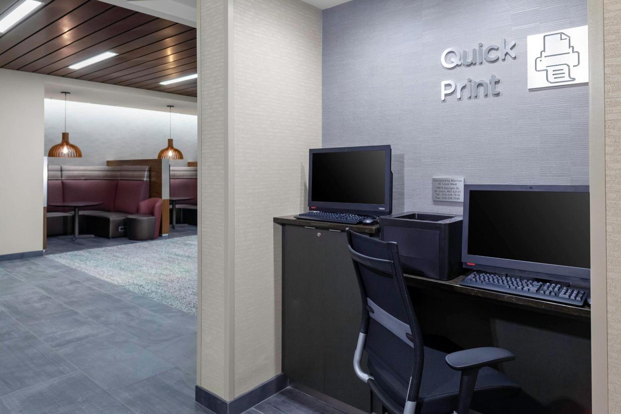 Courtyard By Marriott St. Louis West County Hotel Town and Country Buitenkant foto