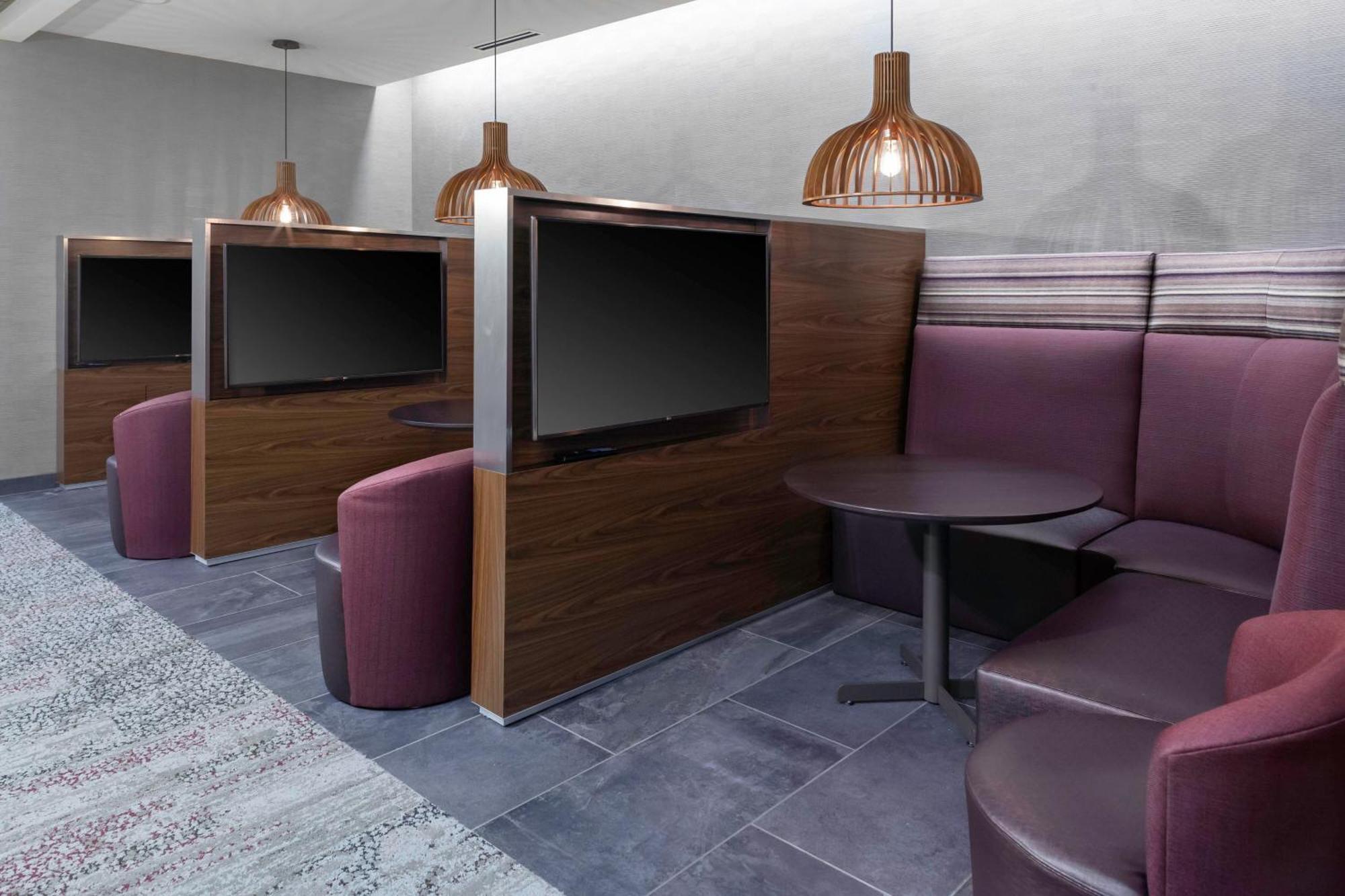 Courtyard By Marriott St. Louis West County Hotel Town and Country Buitenkant foto