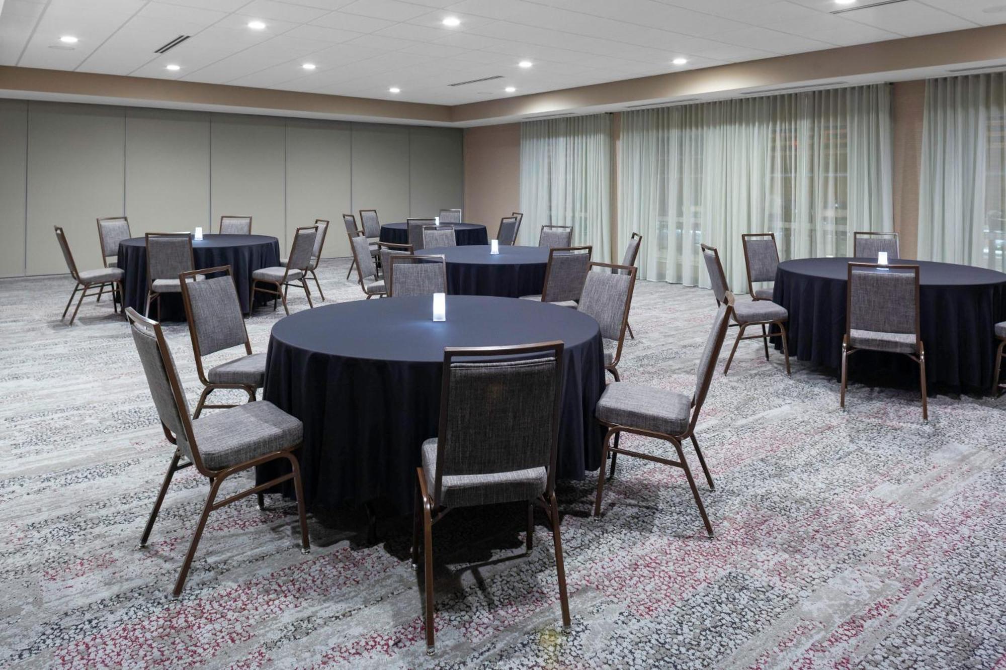 Courtyard By Marriott St. Louis West County Hotel Town and Country Buitenkant foto